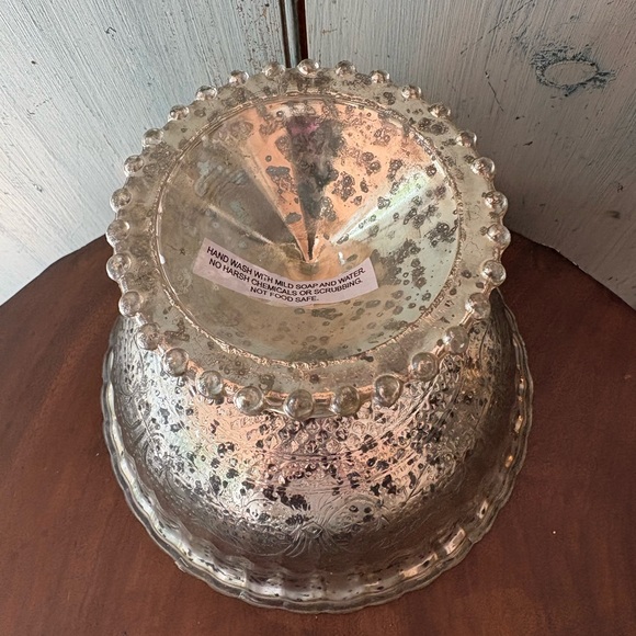 Silver Mercury Glass Pedestal Bowl - Picture 9 of 11